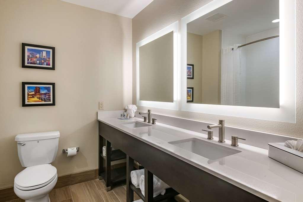 Comfort Inn & Suites Jacksonville - Orange Park Near Naval Air Station ห้อง รูปภาพ