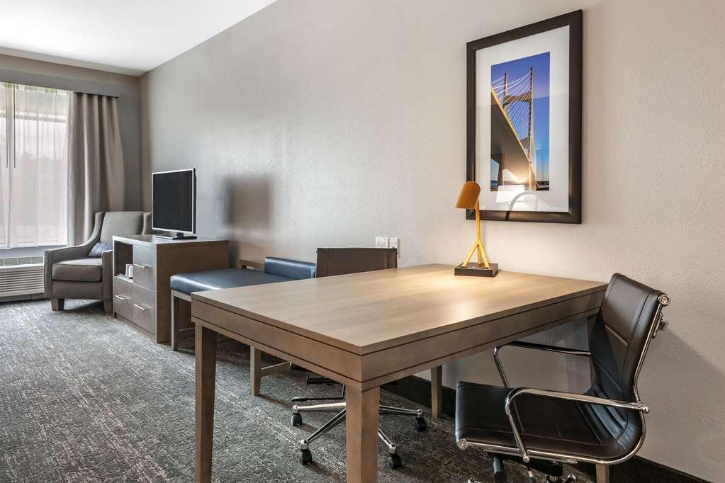 Comfort Inn & Suites Jacksonville - Orange Park Near Naval Air Station ห้อง รูปภาพ